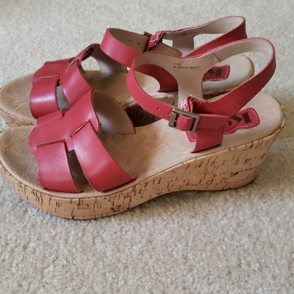 Sandal